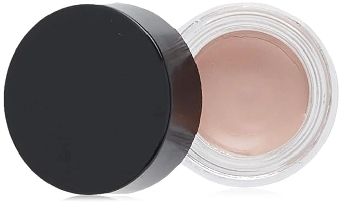 Makeup starter kit for recreating celebrity almond eye looks