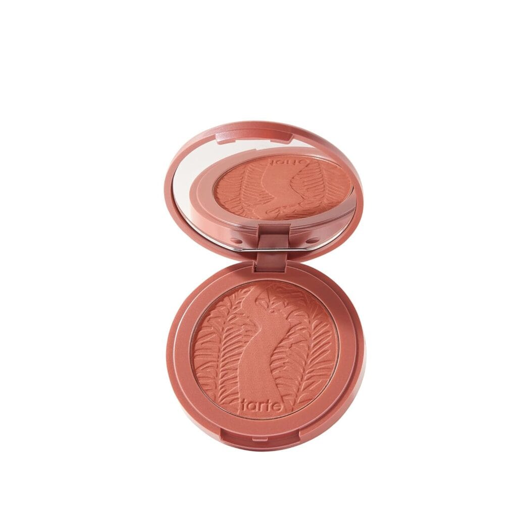 tarte Amazonian Clay Blush – expert blush tip for glowing cheeks and natural beauty finish.